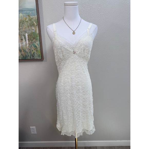 Dresses & Skirts - Vintage Ivory Lace Slip Dress